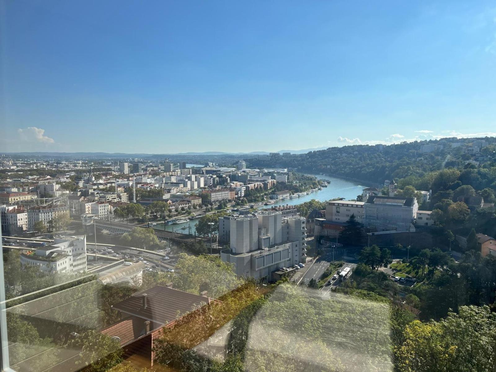 Chambre Dans Les Hauteurs De Lyon Proche Fourviere Chez L Hote Lião Exterior foto